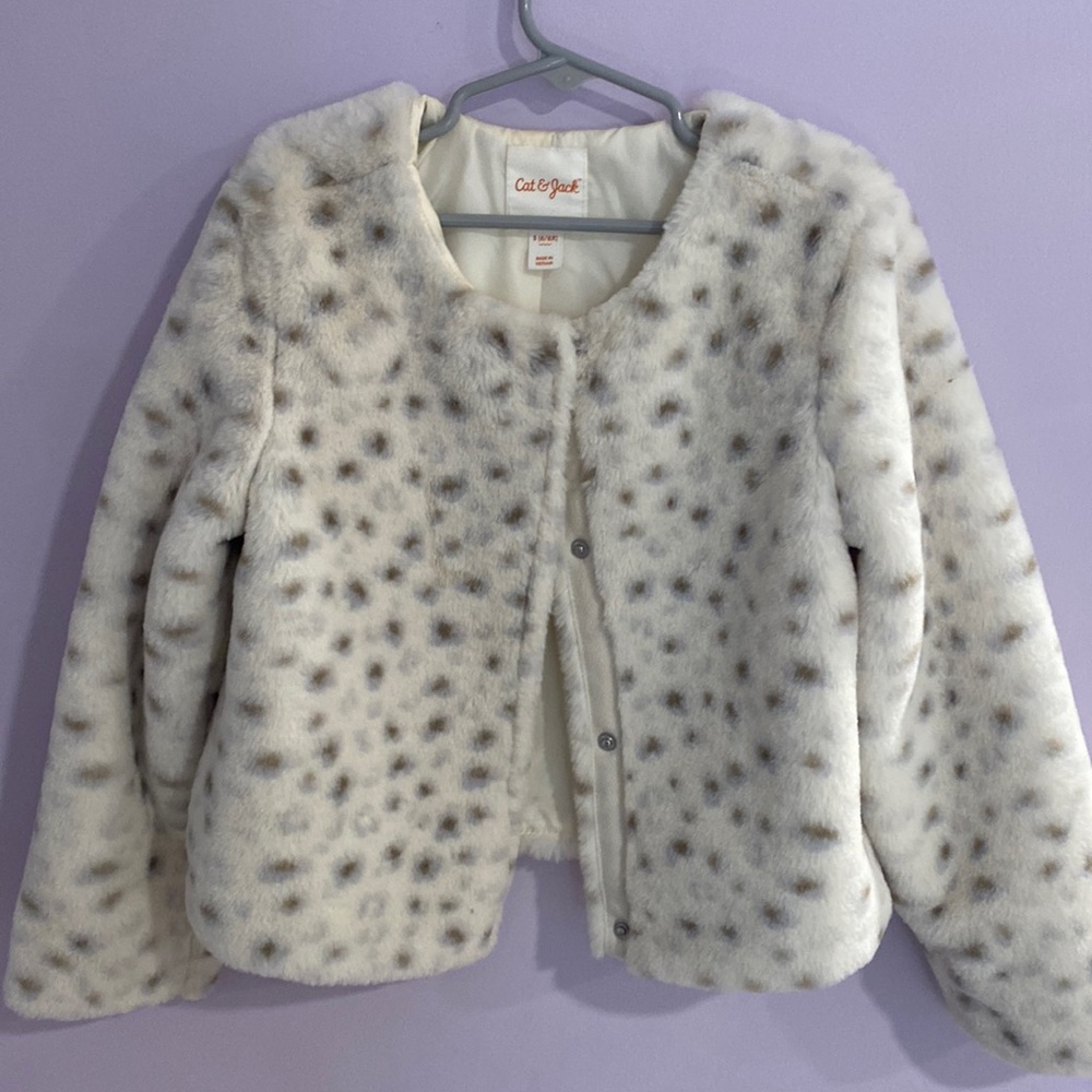Cat & Jack size 6/6x sweater